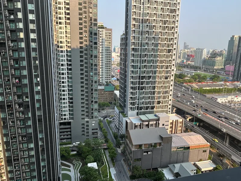 Life Asoke Hype，36平米，1卧1卫，外国名额 拉玛九核心地段 4